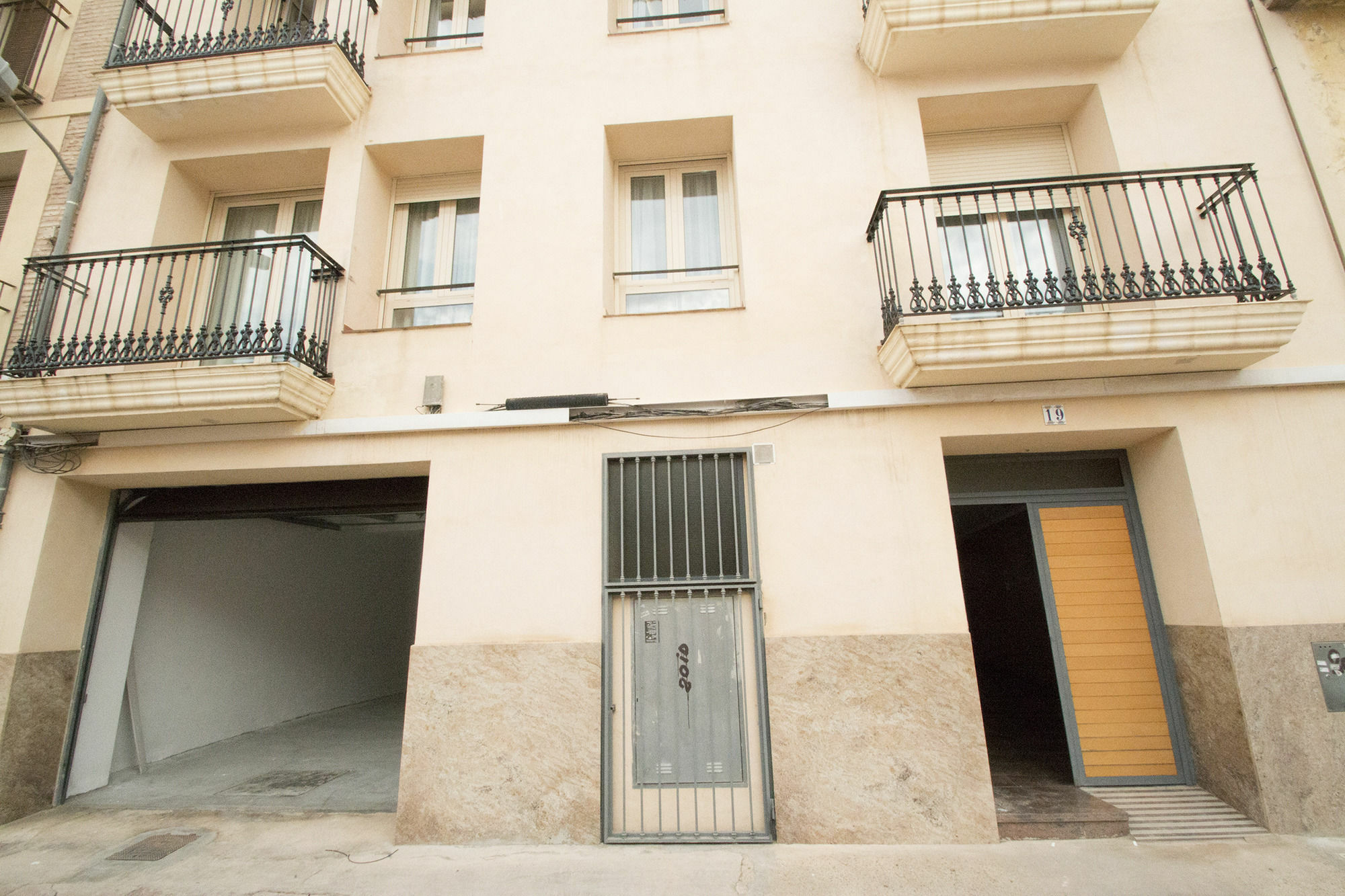 Bet Apartments - Viveros Apartments Valensiya Dış mekan fotoğraf